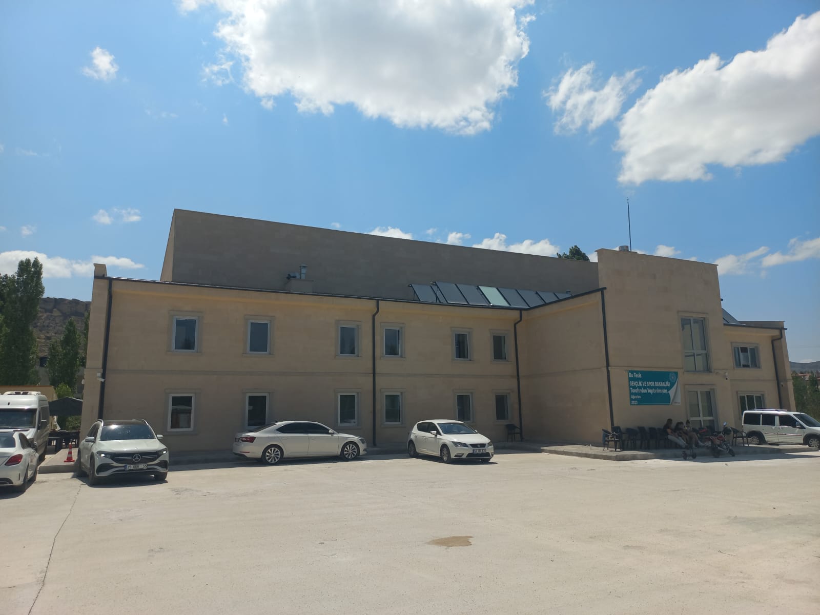  Ürgüp Belediyesi Yarı Olimpik Yüzme Havuzu 